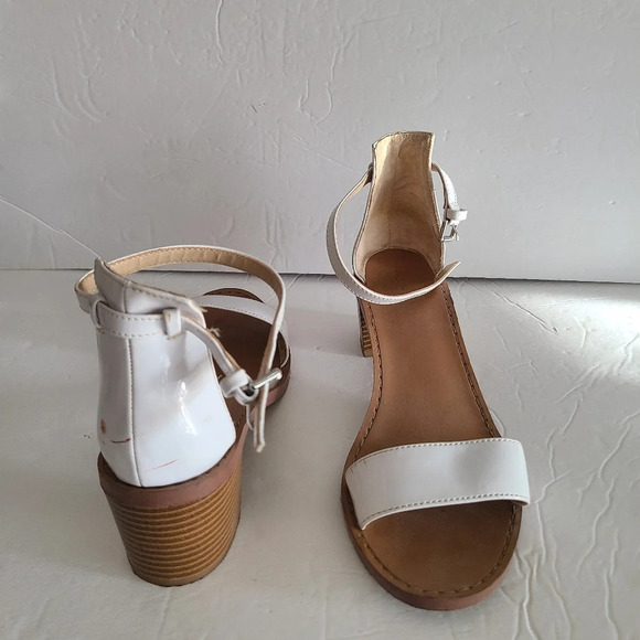 Zara Trafaluc white sandals sz.38 - Picture 4 of 7